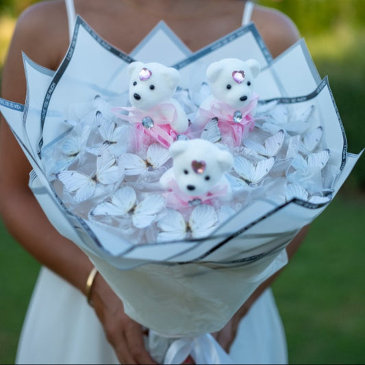 Solmayan Işıklı Kelebek Buketi – Bir Hediye Değil, Bir His